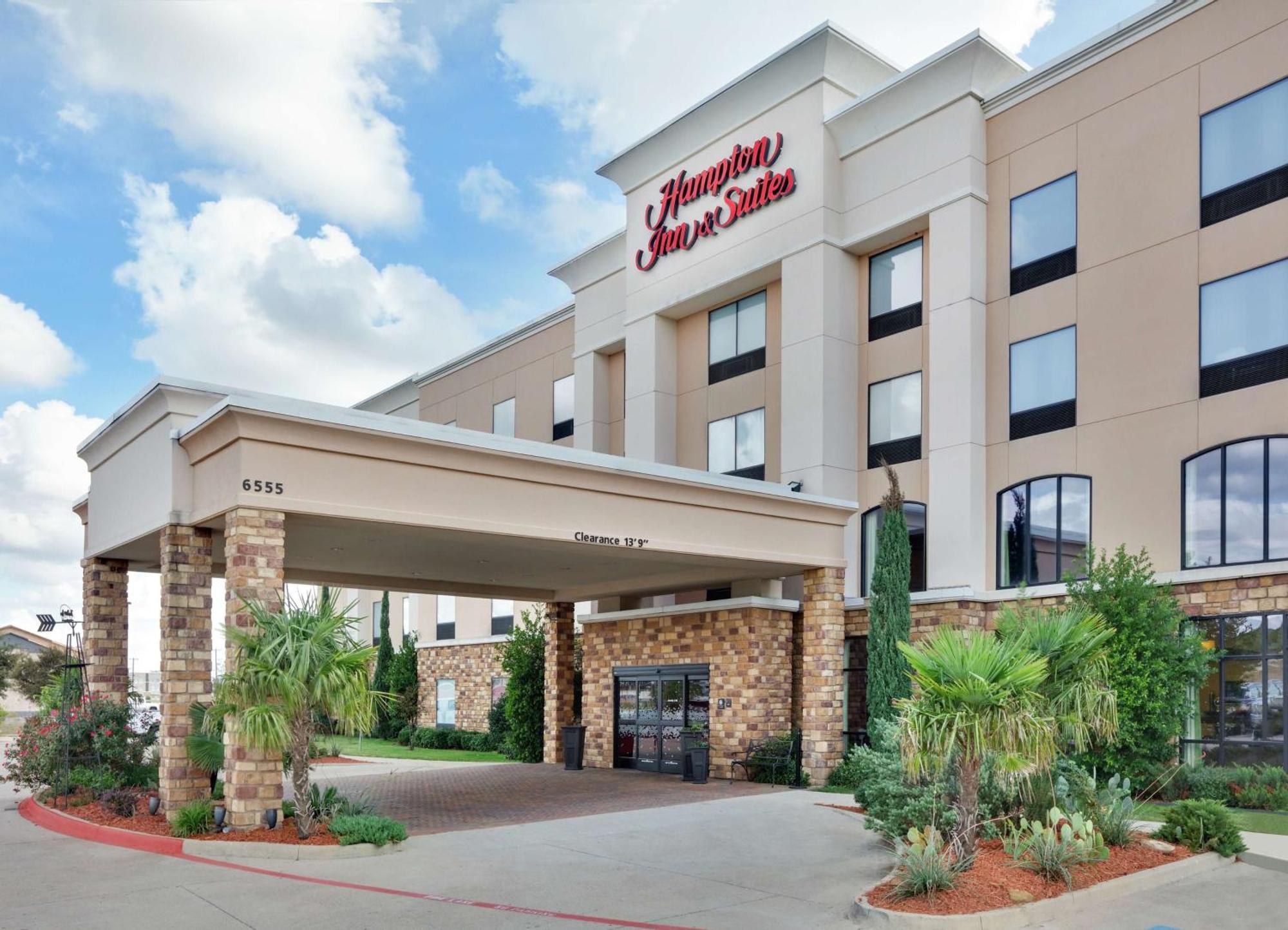 Hampton Inn & Suites Fort Worth/Forest Hill Exterior foto