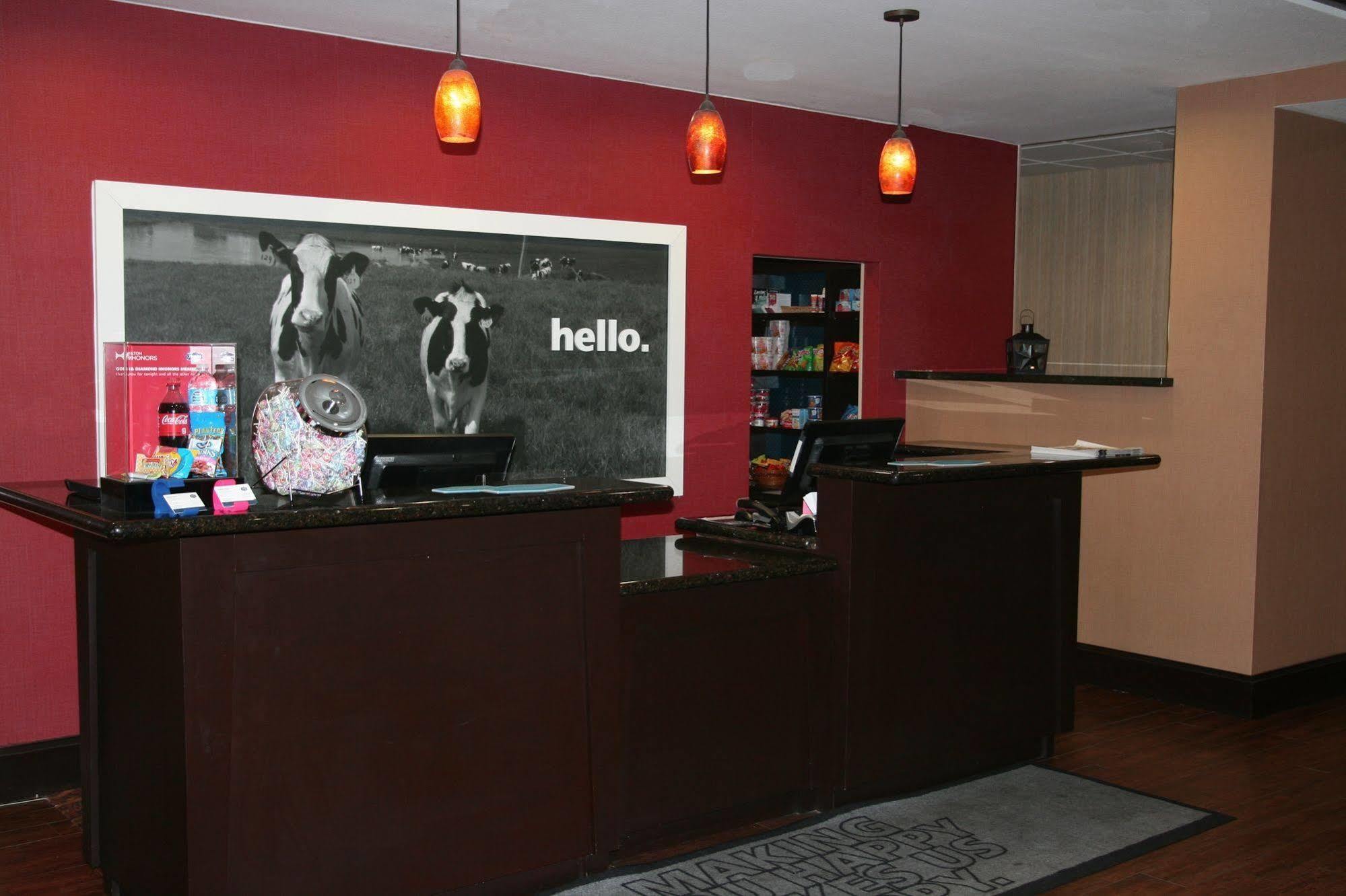 Hampton Inn & Suites Fort Worth/Forest Hill Exterior foto